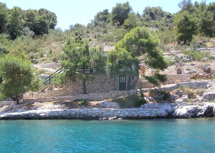 Dumboka Vikendica Sali